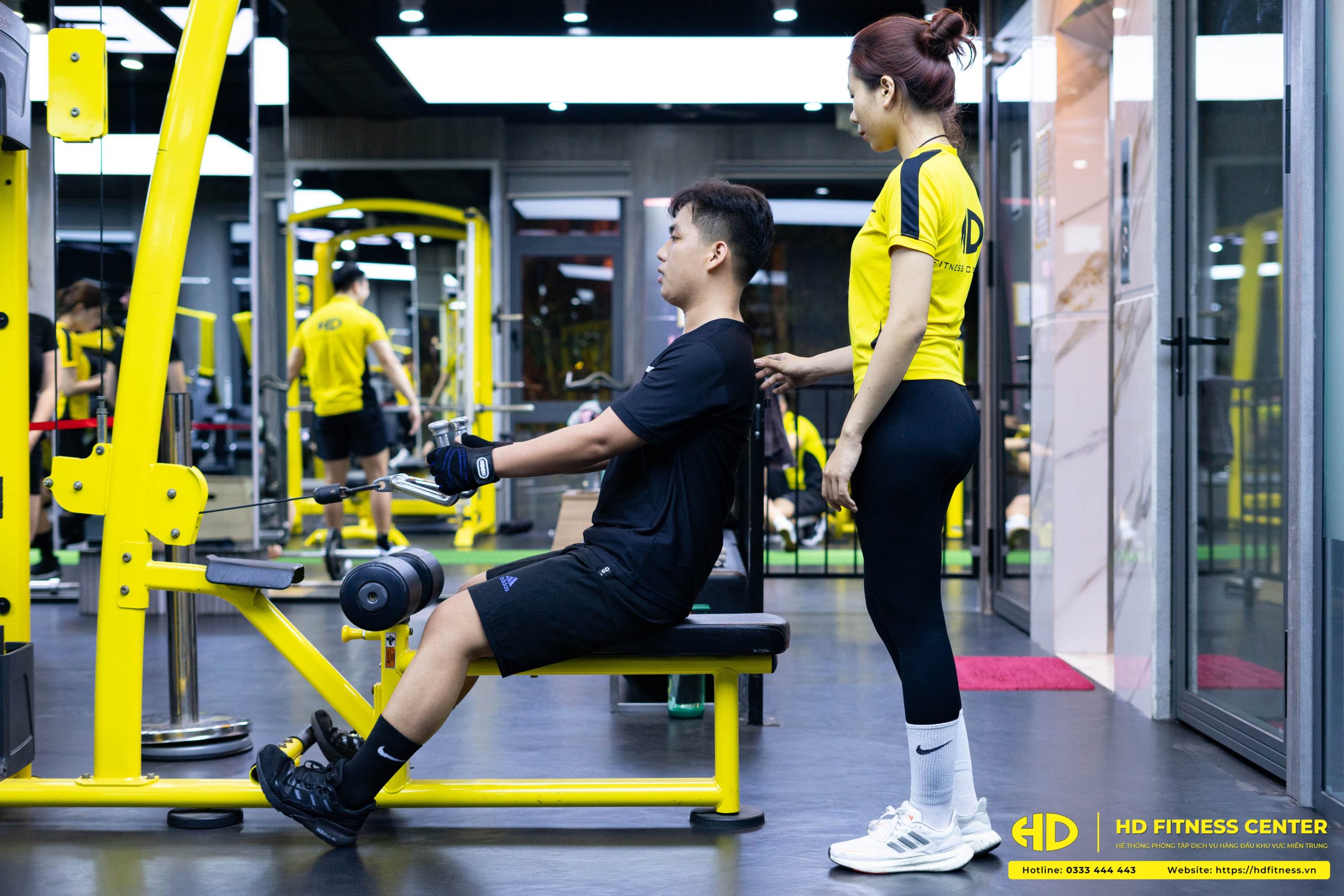  huấn luyện viên cá nhân gym